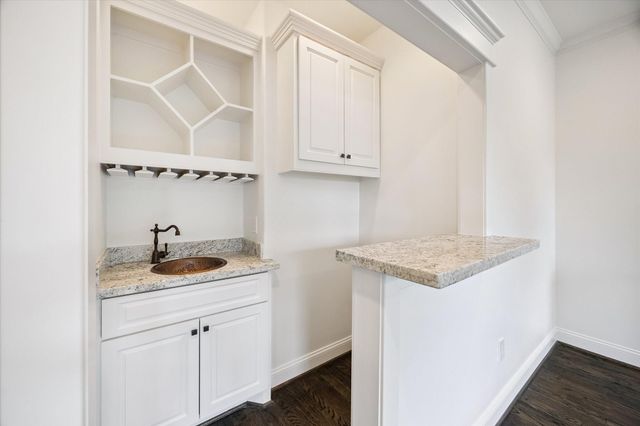 1539 Hewitt Drive, Houston, TX 77018