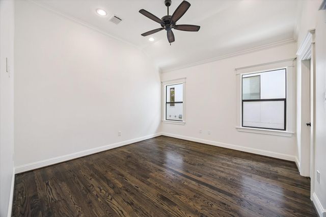 1539 Hewitt Drive, Houston, TX 77018