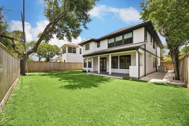 1539 Hewitt Drive, Houston, TX 77018