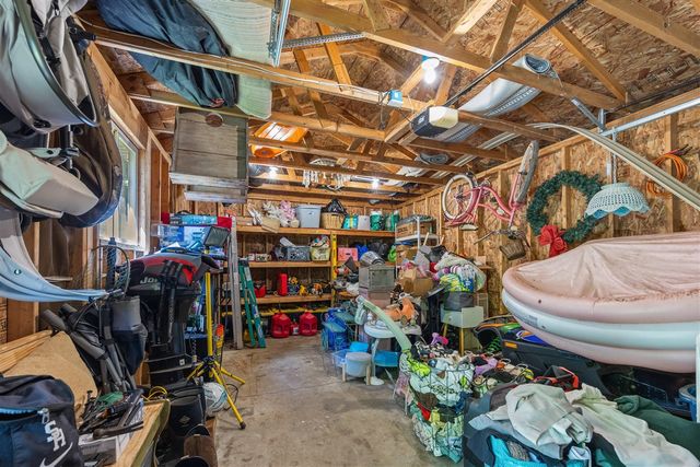 3233 13 Mile Road, Rockford, MI 49341