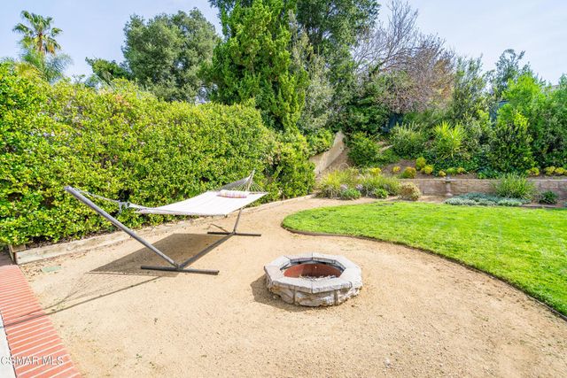 78 N Sabra Avenue, Oak Park, CA 91377