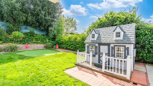 78 N Sabra Avenue, Oak Park, CA 91377