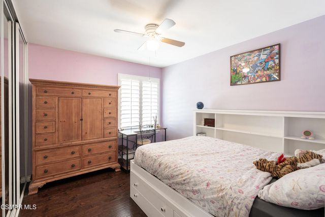 78 N Sabra Avenue, Oak Park, CA 91377
