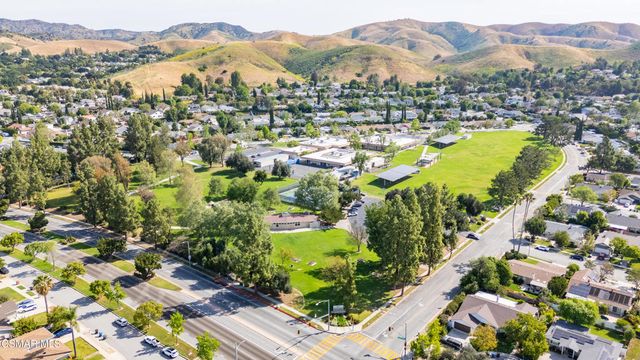78 N Sabra Avenue, Oak Park, CA 91377