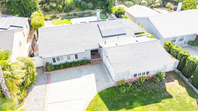 78 N Sabra Avenue, Oak Park, CA 91377