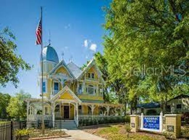 5268 GREENHEART AVENUE, Mount Dora, FL 32757