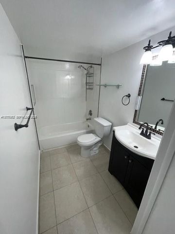 6135 NW 186th Street 205, Hialeah, FL 33015