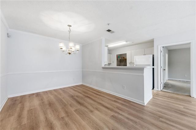 812 Vinings Forest Lane SE, Smyrna, GA 30080
