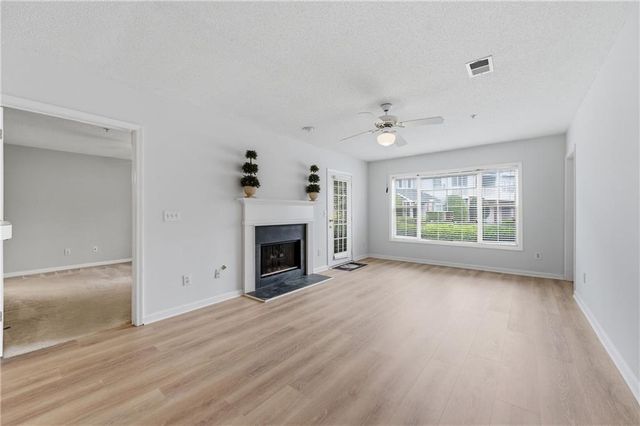 812 Vinings Forest Lane SE, Smyrna, GA 30080