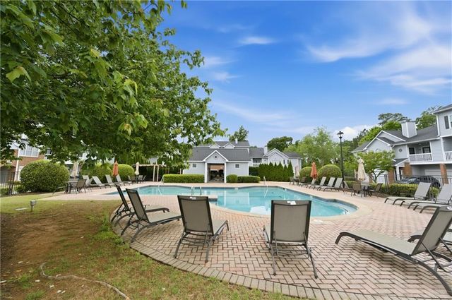 812 Vinings Forest Lane SE, Smyrna, GA 30080