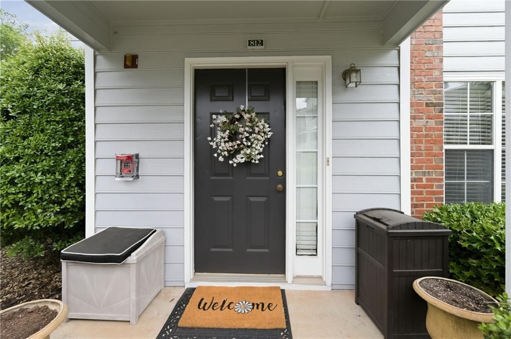 812 Vinings Forest Lane SE, Smyrna, GA 30080