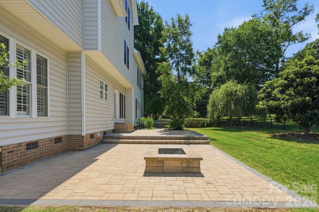 12106 Kane Alexander Drive, Huntersville, NC 28078
