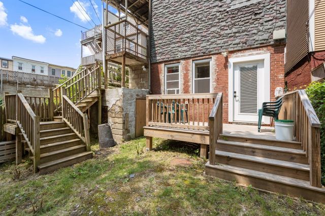 109 Eutaw Street, Boston, MA 02128
