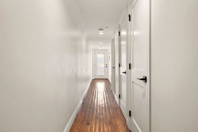 109 Eutaw Street, Boston, MA 02128
