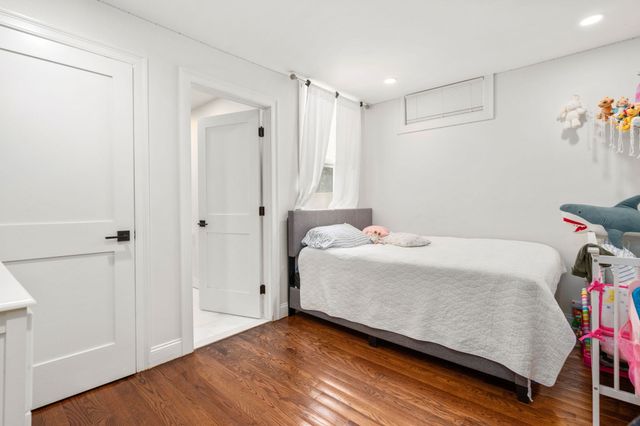 109 Eutaw Street, Boston, MA 02128