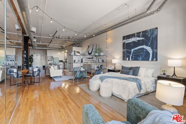 500 Molino Street 208, Los Angeles, CA 90013