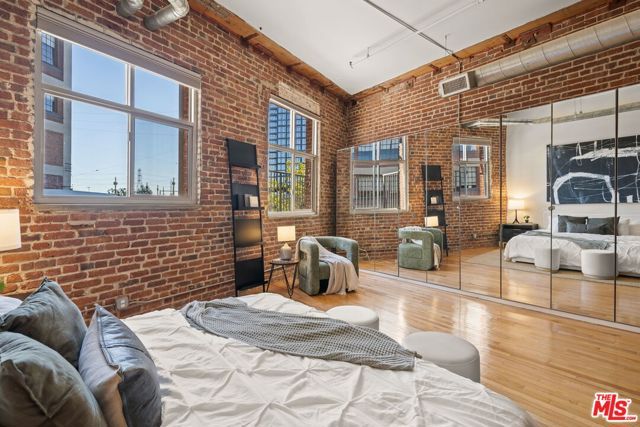 500 Molino Street 208, Los Angeles, CA 90013