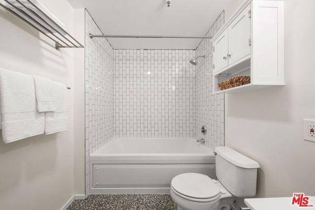 500 Molino Street 208, Los Angeles, CA 90013