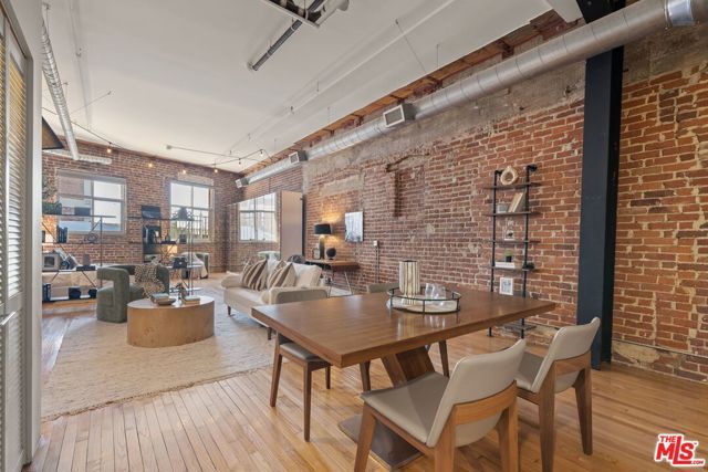 500 Molino Street 208, Los Angeles, CA 90013