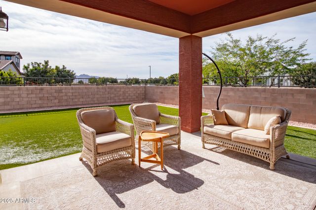 19087 E WALNUT Court, Queen Creek, AZ 85142