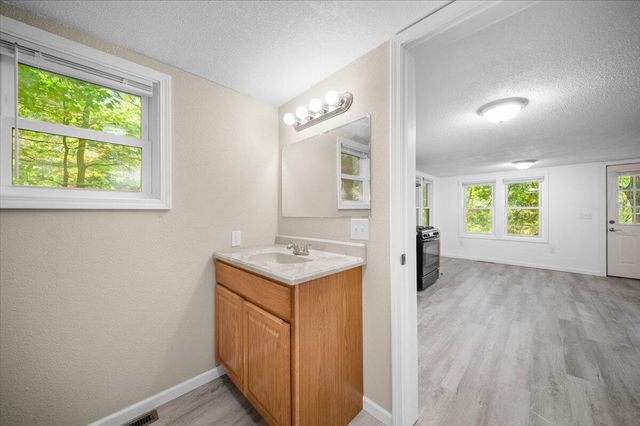 7130 N Poplar Road, Free Soil, MI 49411