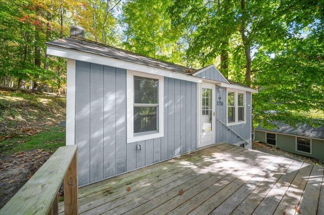 7130 N Poplar Road, Free Soil, MI 49411