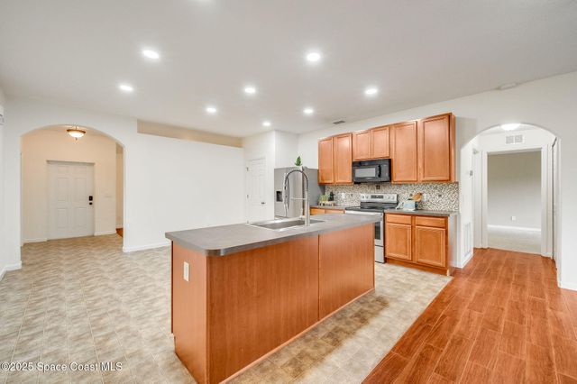 283 Reading Avenue, Titusville, FL 32796