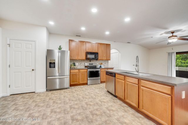 283 Reading Avenue, Titusville, FL 32796
