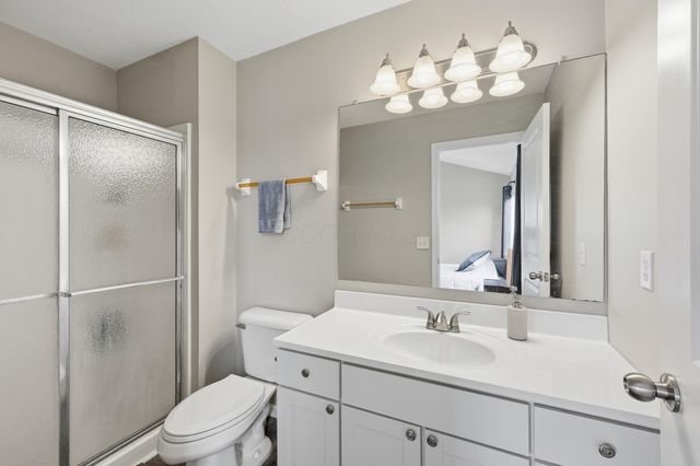5609 Rainbow Falls Street, 23, Dublin, OH 43016