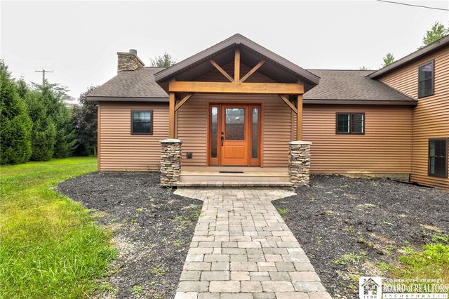 5105 West Lake Road, Chautauqua, NY 14757