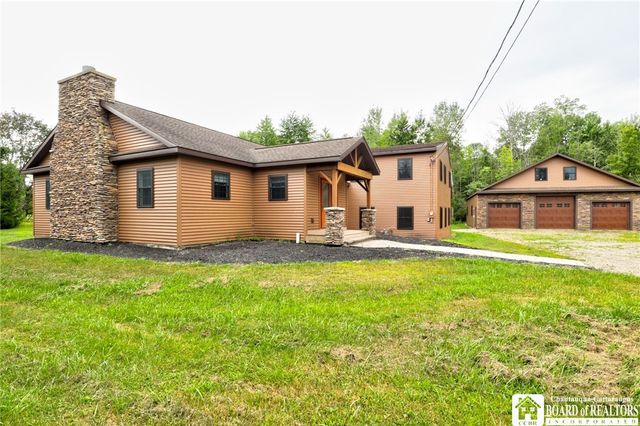 5105 West Lake Road, Chautauqua, NY 14757