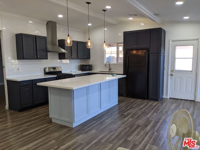 892 Vassar Street, Pomona, CA 91767