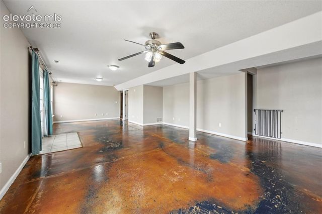 979 S Alexis Lane, Pueblo, CO 81007
