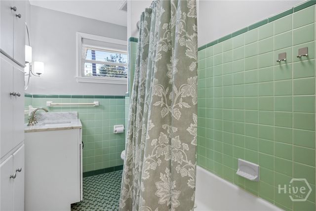 5205 Habersham Street, Savannah, GA 31405