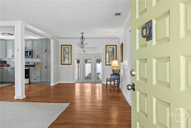 5205 Habersham Street, Savannah, GA 31405