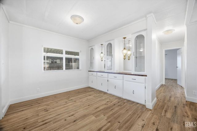 3535 Stine Road 4, Bakersfield, CA 93309