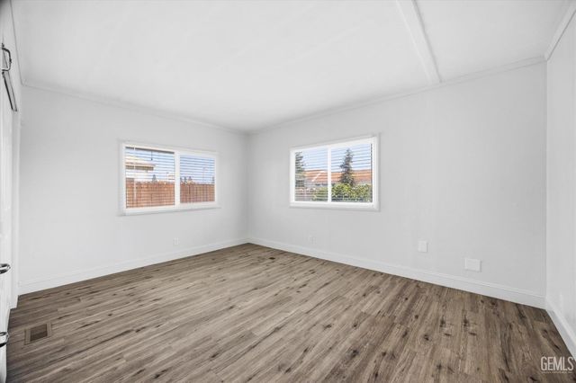 3535 Stine Road 4, Bakersfield, CA 93309