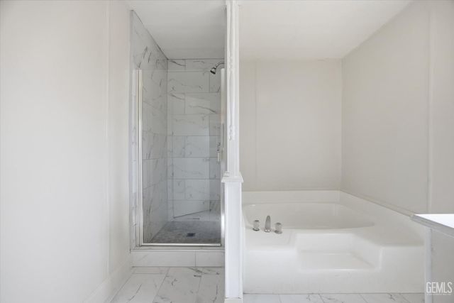 3535 Stine Road 4, Bakersfield, CA 93309