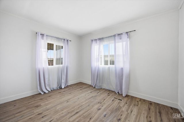 3535 Stine Road 4, Bakersfield, CA 93309