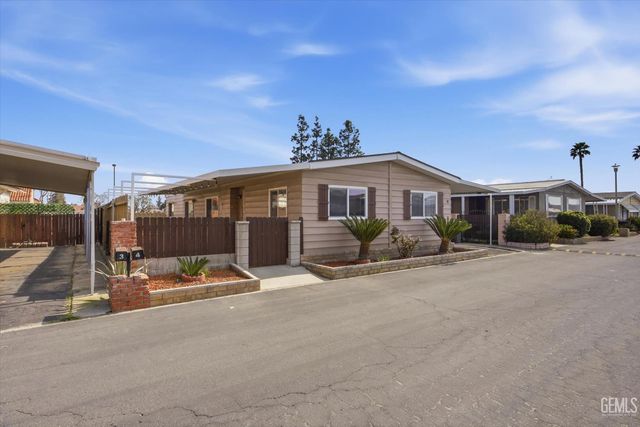 3535 Stine Road 4, Bakersfield, CA 93309