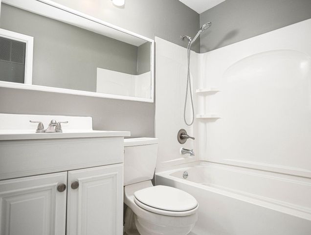 135 BOURBON CT, Baltimore, MD 21234