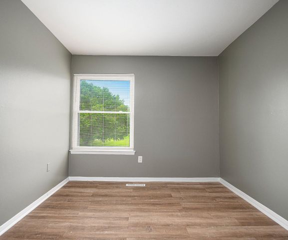 135 BOURBON CT, Baltimore, MD 21234
