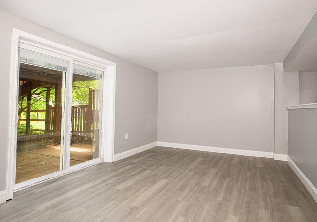 135 BOURBON CT, Baltimore, MD 21234