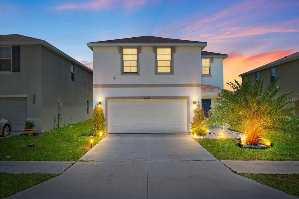 13576 WHISKEY DAISY DRIVE, Dade City, FL 33525