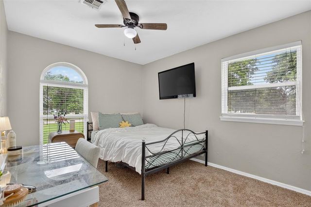 124 Pickard Drive, Mcloud, OK 74851