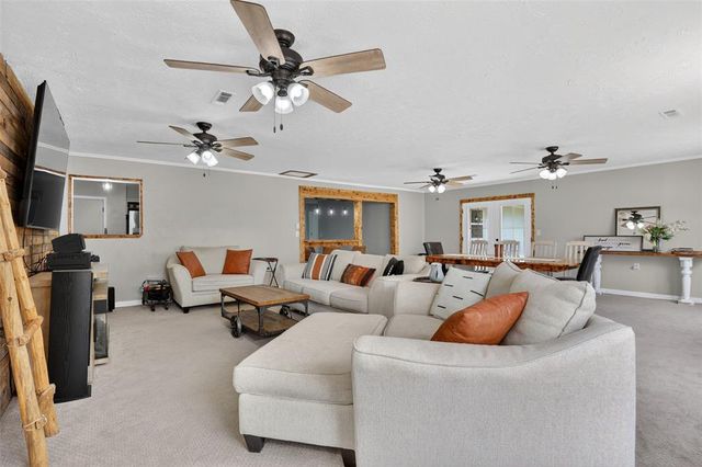 124 Pickard Drive, Mcloud, OK 74851