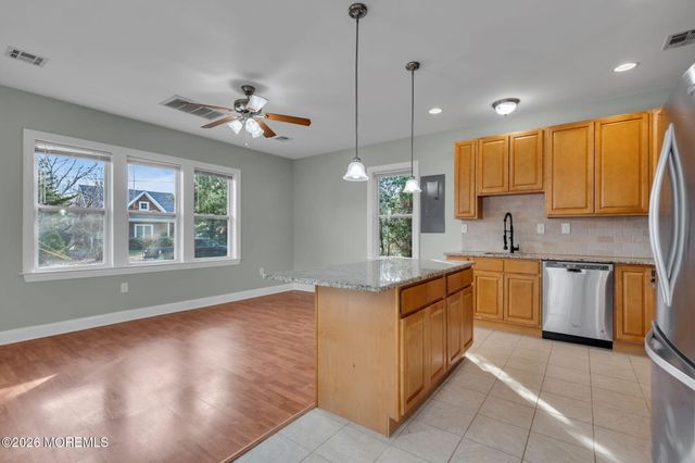 140 E Camp Walk, Island Heights, NJ 08732