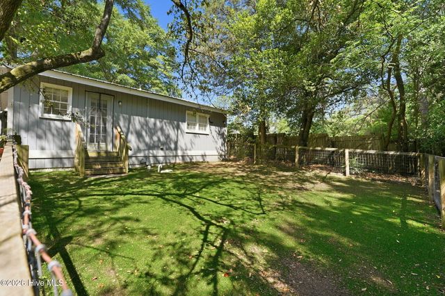 1425 Central Drive, Southern Pines, NC 28387