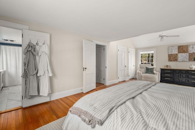 47 Indian Head Rd, Framingham, MA 01701