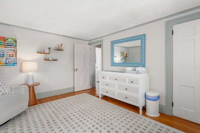 47 Indian Head Rd, Framingham, MA 01701